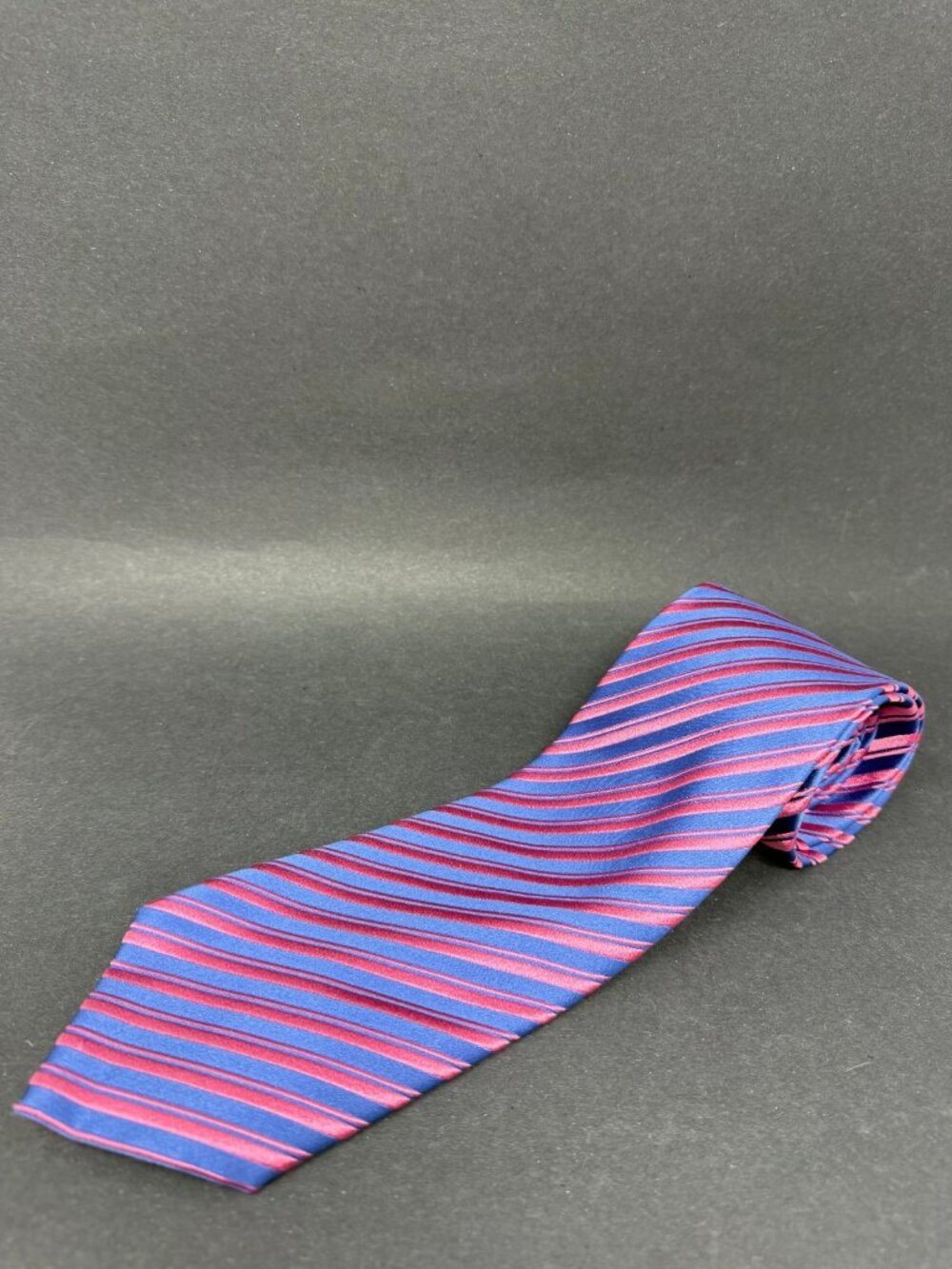 Charvet Place Vendome Silk Tie Mens 100% Silk 40" Made in France Striped Preppy
